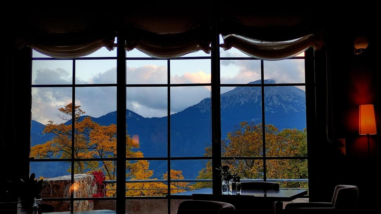 Astra Hotel Kasztaniá Kültér fotó